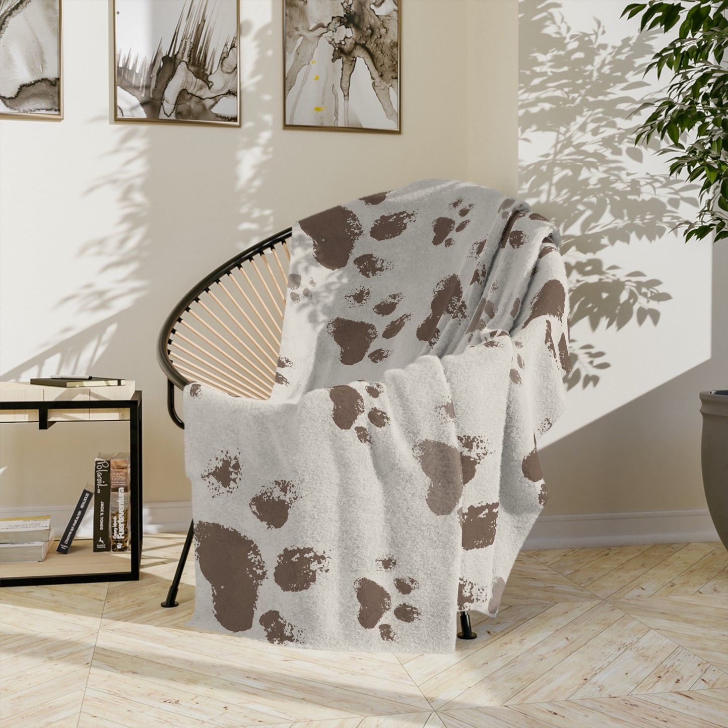 Velveteen Blanket - Soft Paw Print Blanket – Cozy & Plush for Cat Lovers